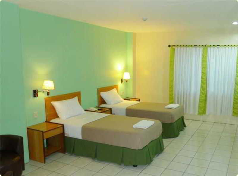 Sequoia Inn Davao City Екстериор снимка